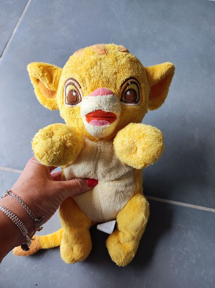 Peluche Simba  roi Lion