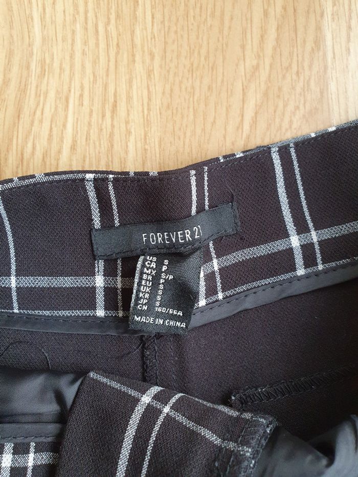 Short noir à carreaux forever 21 - photo numéro 4