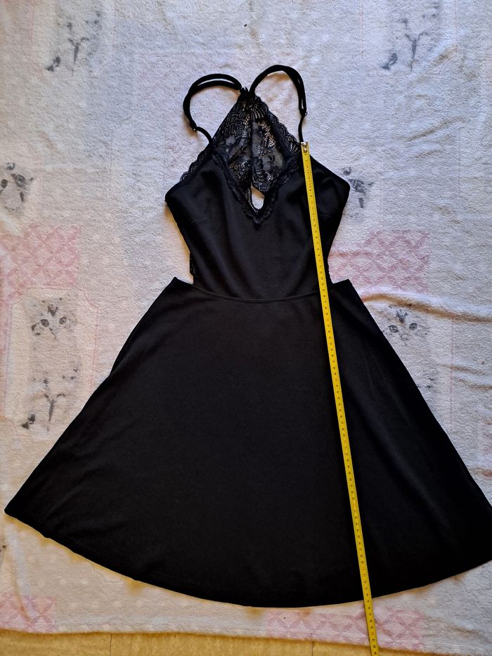 Robe noir - photo numéro 7