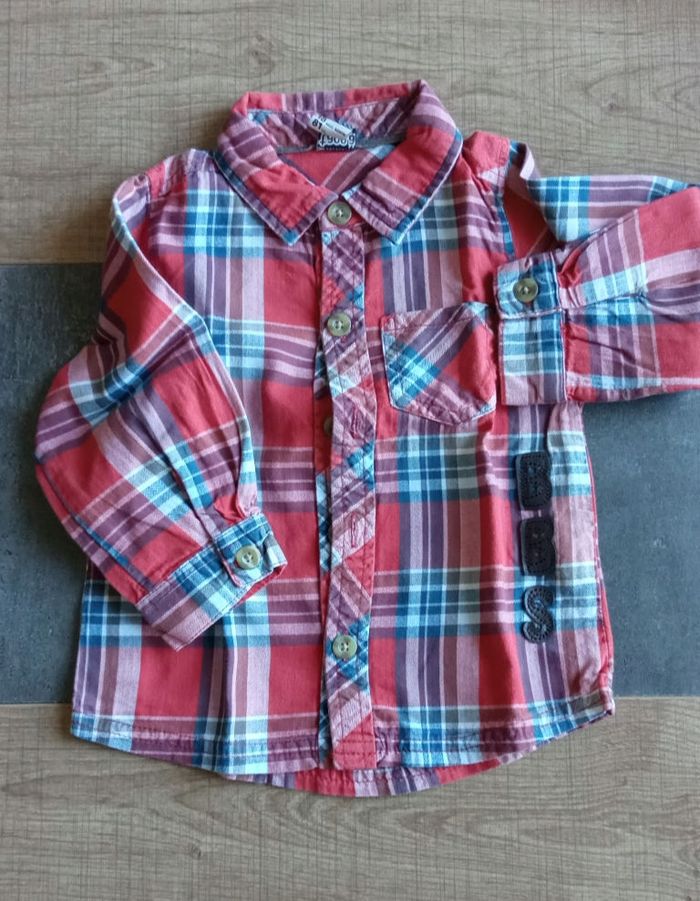 Lot de 5 chemises manches longues 18 mois
Marques diverses Kiabi,tape a l oeil, Obaibi et grain de blé - photo numéro 4