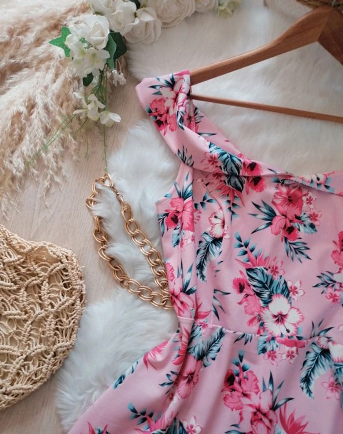 Robe d'été taille 44 - photo numéro 2