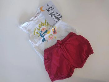 Ensemble débardeur et short taille 6 mois