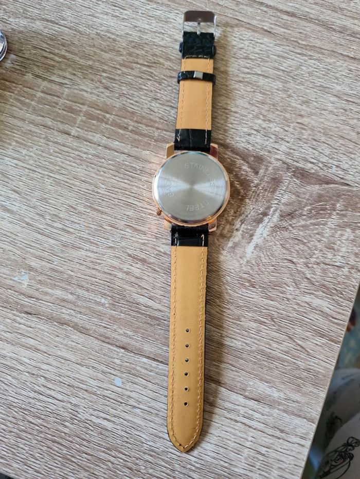 Montre hello kitty - photo numéro 3