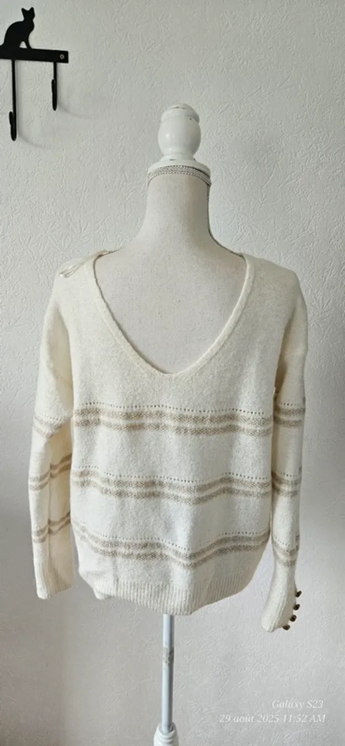 Lot 11 pulls et 3 gilets taille 36 - photo numéro 16