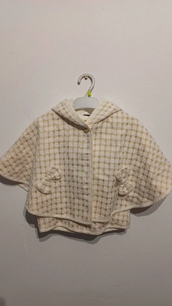 Gilet sans manche + Poncho sergent Major 18/24 mois.