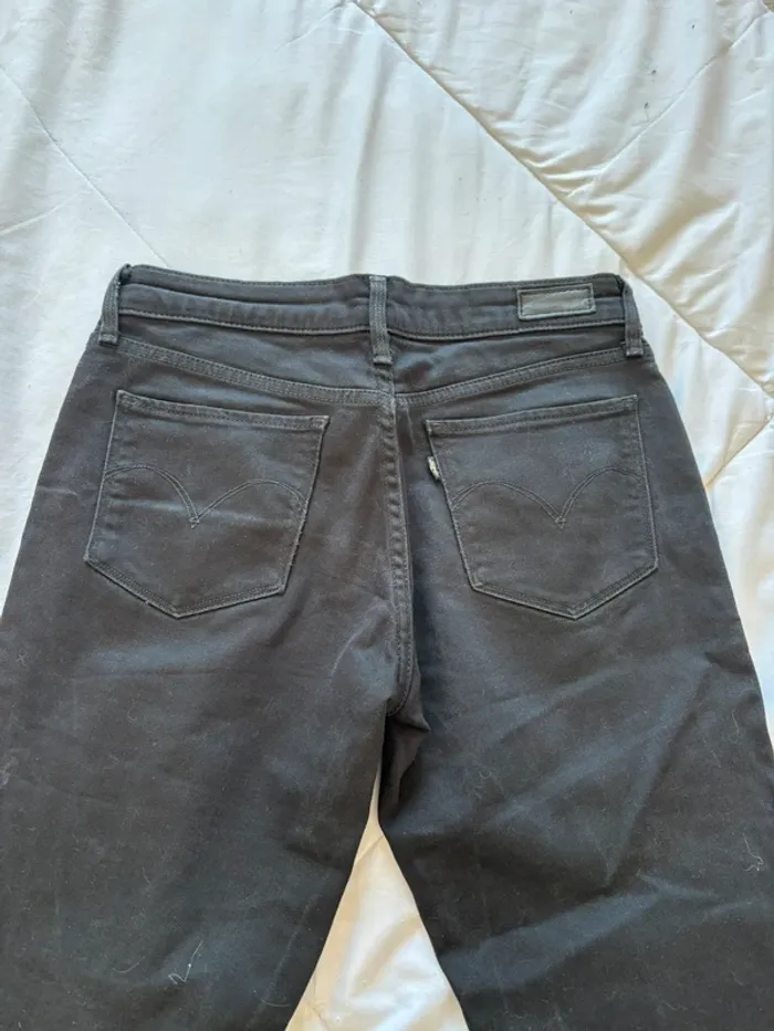 Jean levi’s noir demi curve slim skinny femme mi taille / taille basse taille S/36 L32 - photo numéro 12