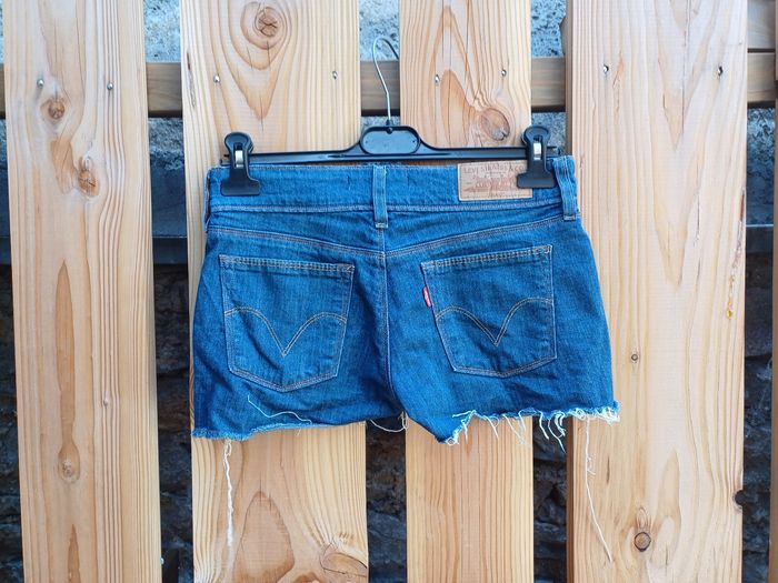 Joli short en jean bleu Levi's et Kiliwatch - photo numéro 5