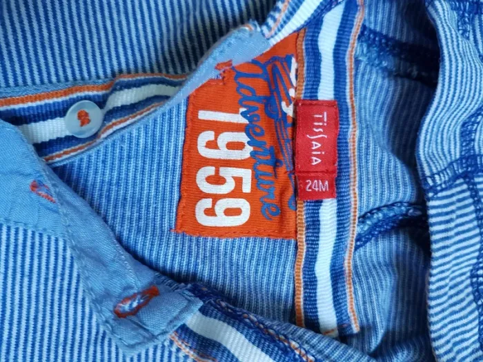 Tee-shirt 2 ans/24 mois à capuche - photo numéro 3