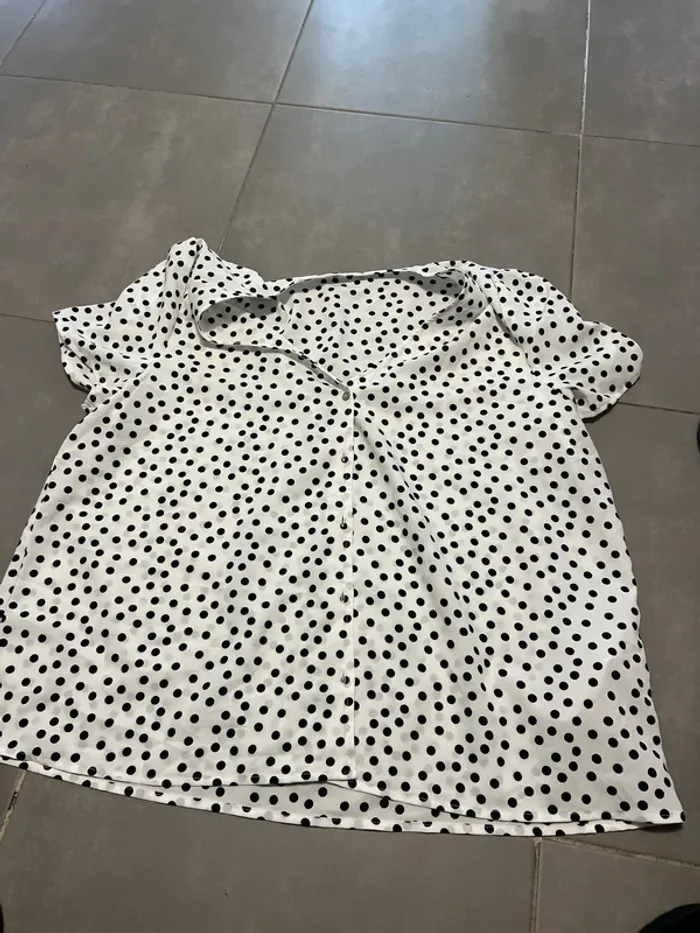 Petite chemise Kiabi taille 44/46