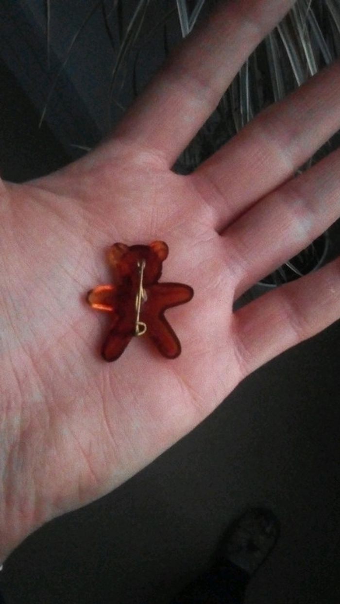 Broche - photo numéro 2