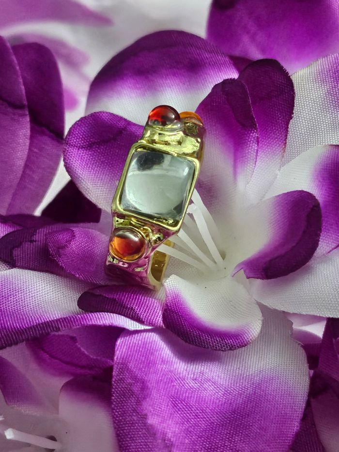 Bague épaisse avec ses pierres topaz - photo numéro 2