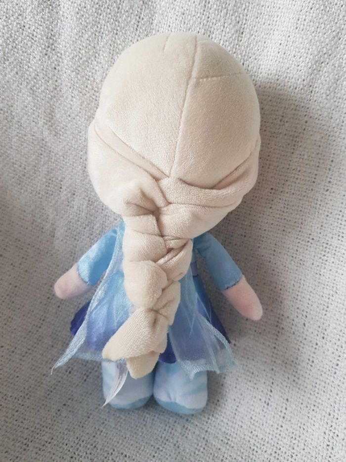Poupée reine des neiges - photo numéro 2