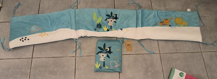 Lot tour de lit + parure housse de couette