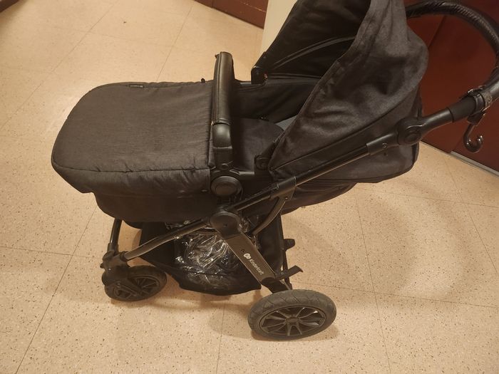 Poussette - photo numéro 2