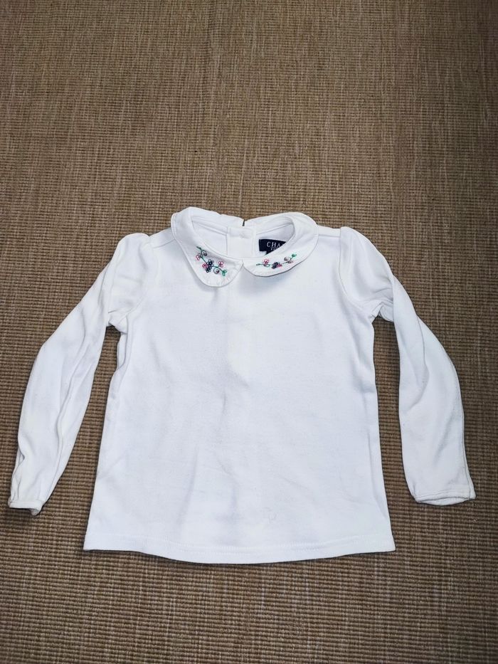 Tee shirt col fleuri 3 ans