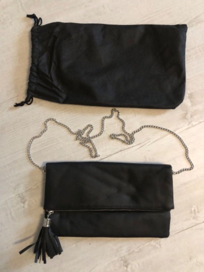 Sac/pochette de soirée noir chaînette argentée amovible NEUF