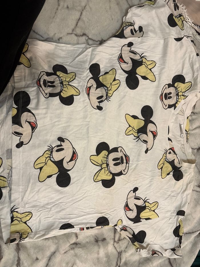 TEE shirt