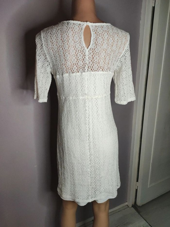 Robe dentelle blanche - photo numéro 4