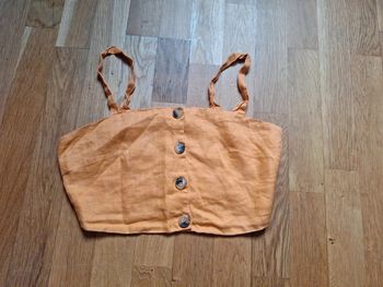 Croc top