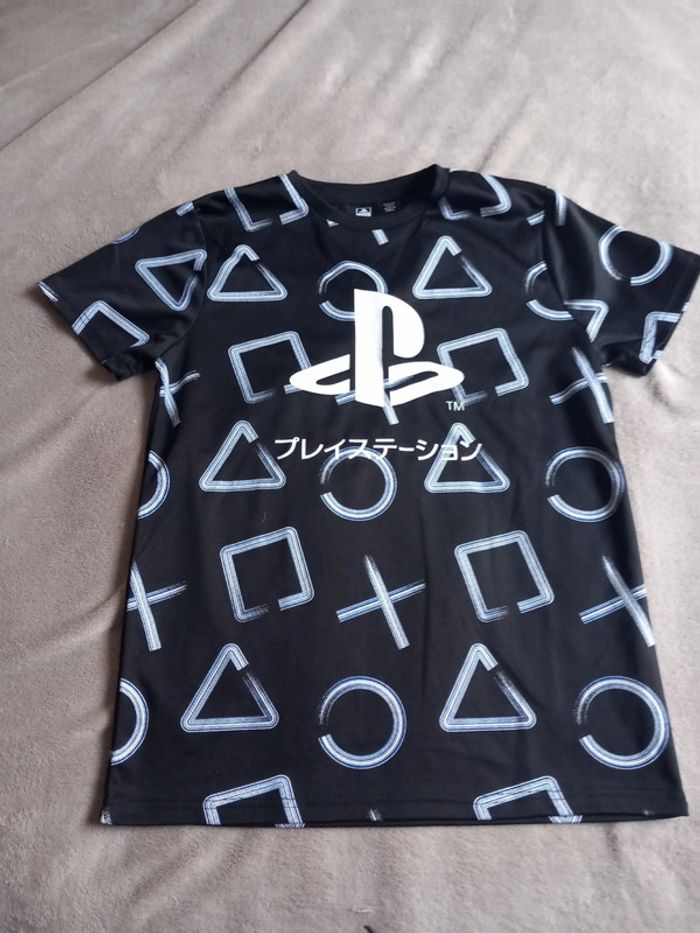 T-Shirt Playstation Taille 12 ans