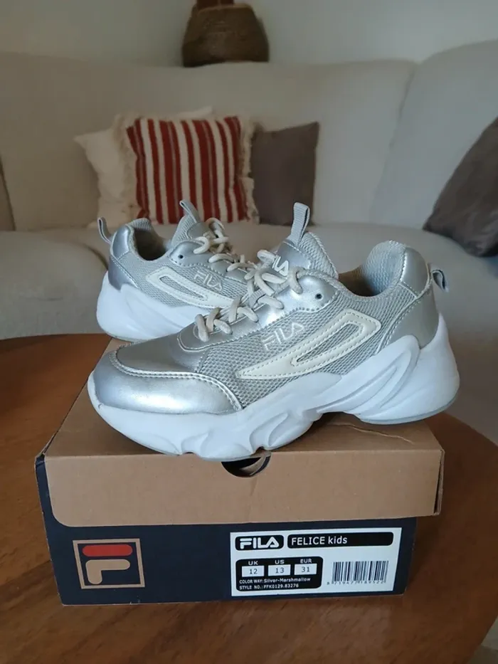Basket Fila argenté