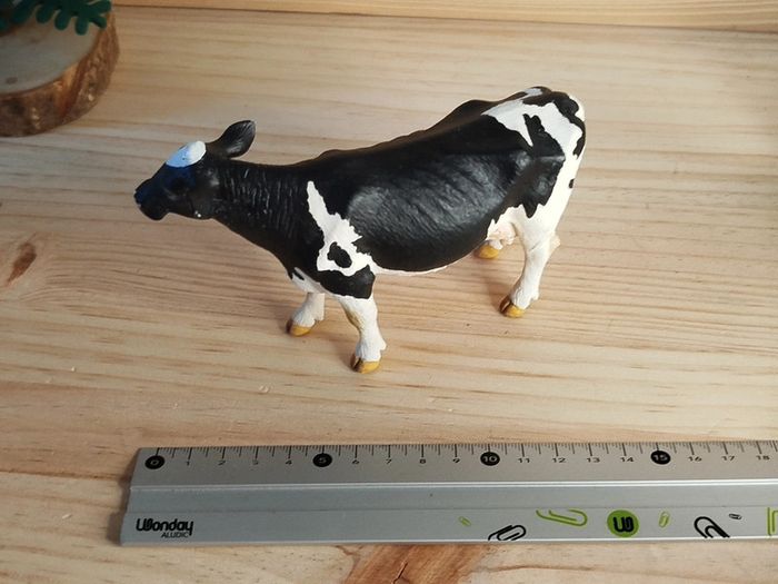 Schleich Vache noire et blanche Figurine animal de la ferme - photo numéro 4