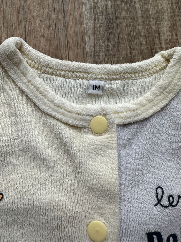 - Pyjama - 1 mois - Très bon état - photo numéro 2