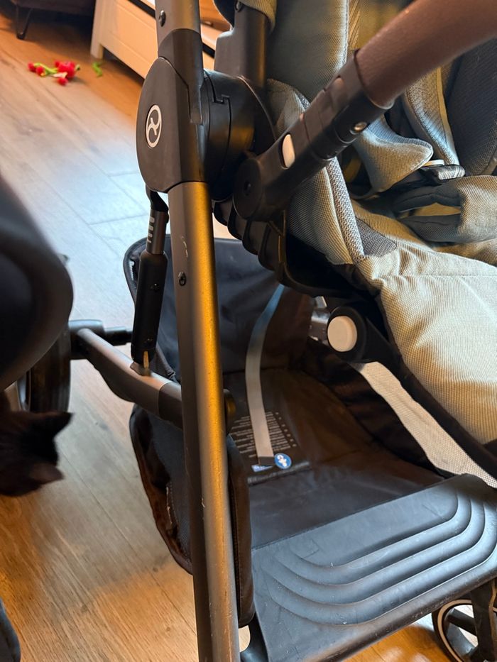 Ensemble poussette cyberx - photo numéro 6