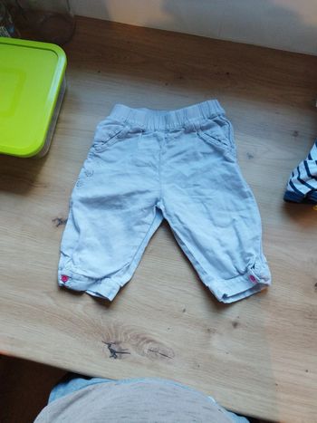 Pantalon 3/4 bouffant gris perle lin et coton terre de marins 18 mois très bon état