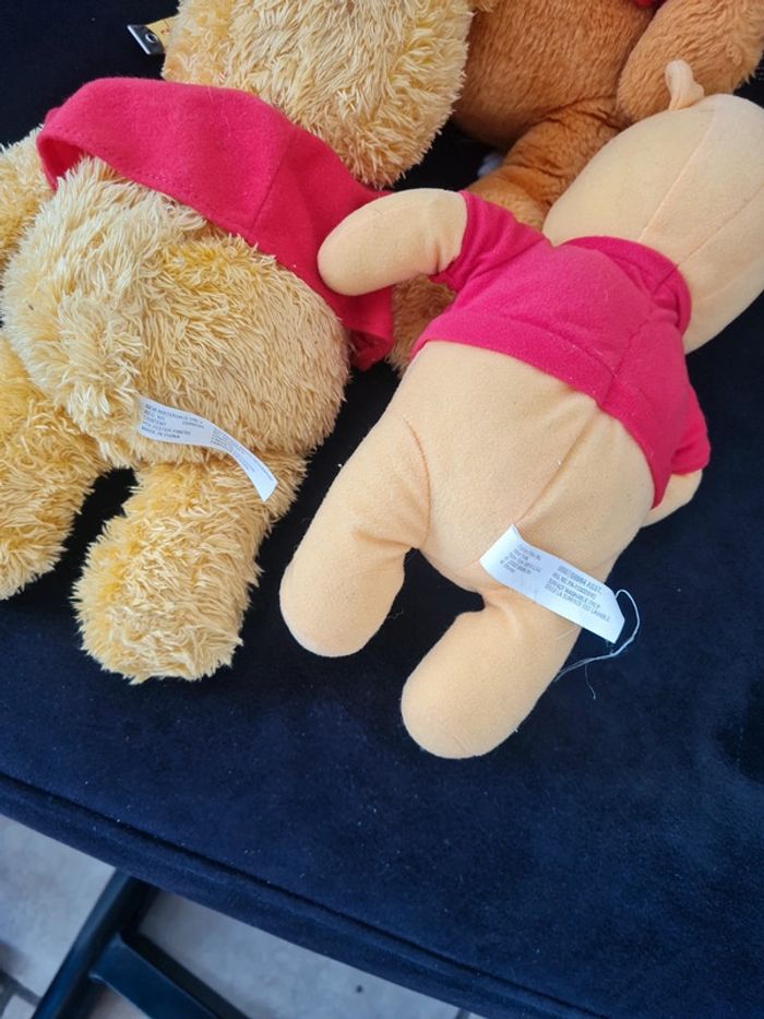 3 peluches winnie l'ourson 27 cm de haut - disney - photo numéro 7