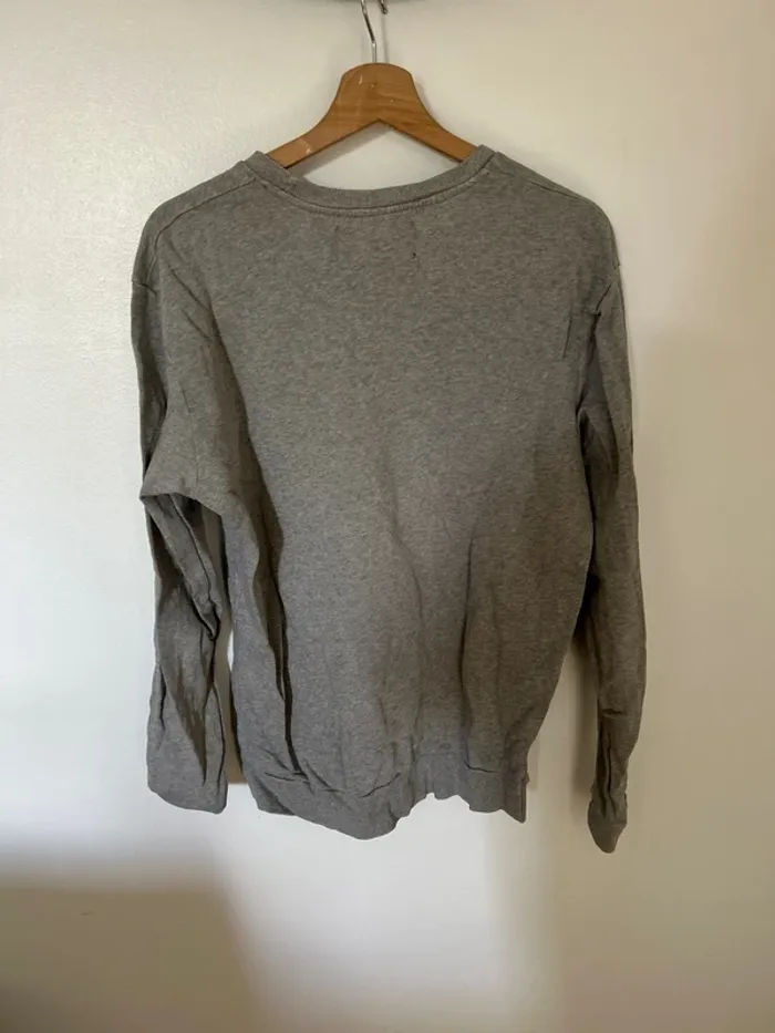 Sweat gris - photo numéro 7