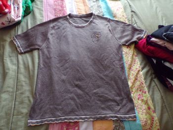 Pull taupe à manches courtes T40