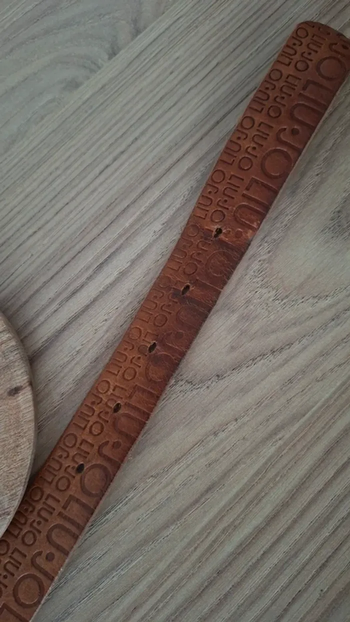 Ceinture Liu Jo en cuir véritable - camel - très bon état - Intemporel de qualité liu jo - photo numéro 4