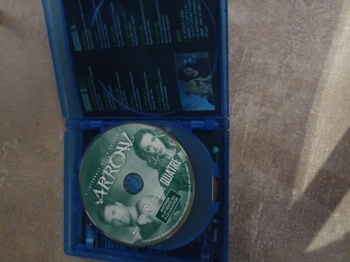 DVD Bluray Arrow saison 2 - photo numéro 5