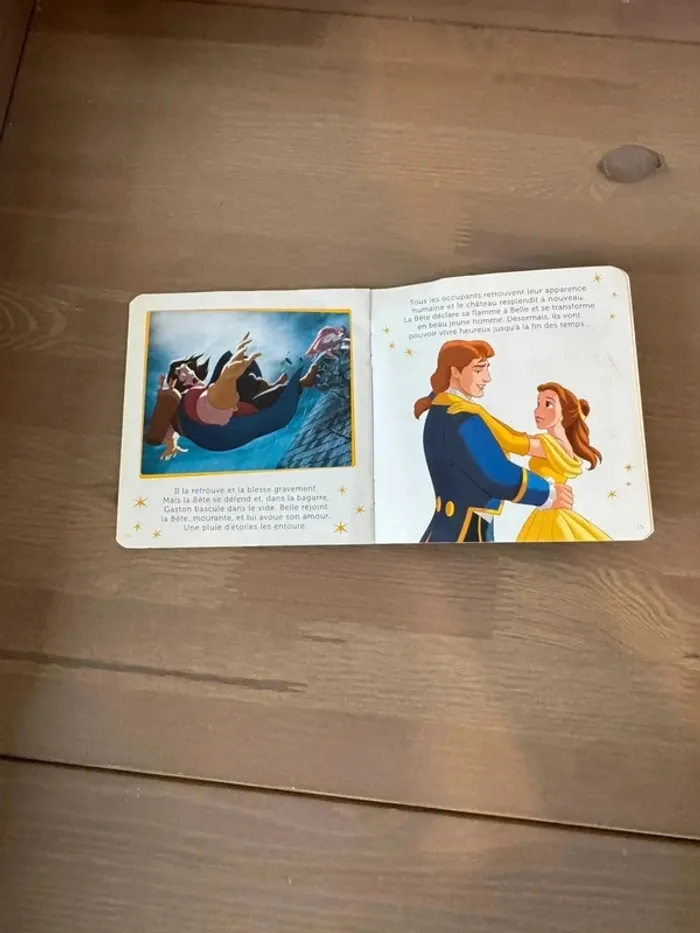 Livre Disney "La Belle et la Bête" - Très bon état (coin corné) - photo numéro 2