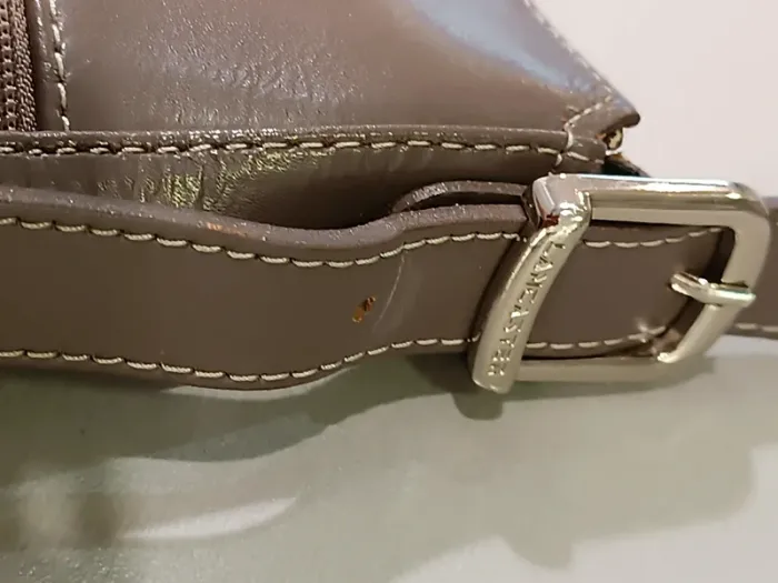 Sac besace bandoulière Lancaster cuir taupe - photo numéro 9