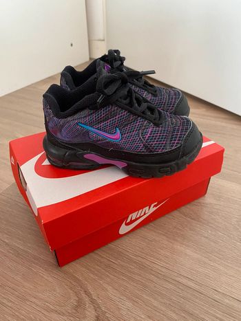 Nike Tn enfant 23,5