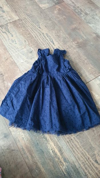 Robe h&m 18 mois en très bon état