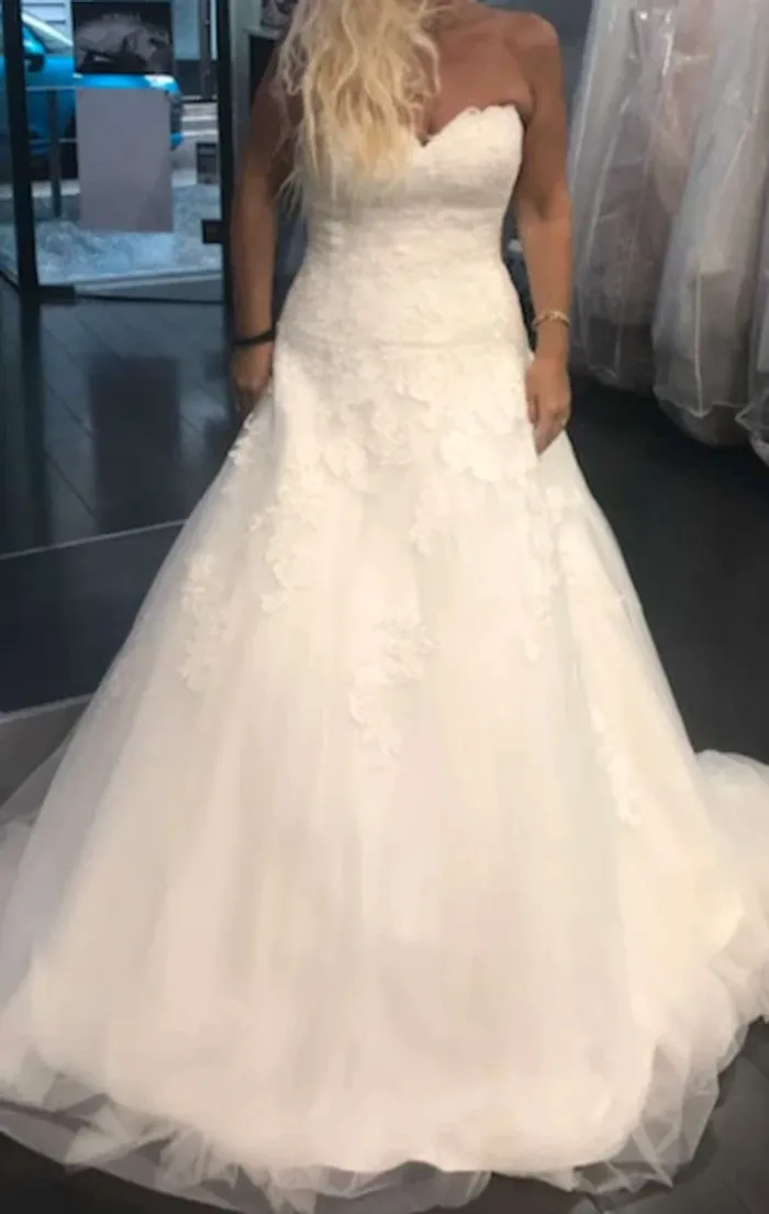 Robe de mariée - photo numéro 2