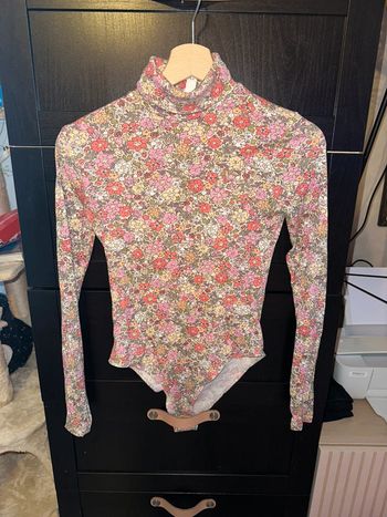 Body fleurie H&M taille S