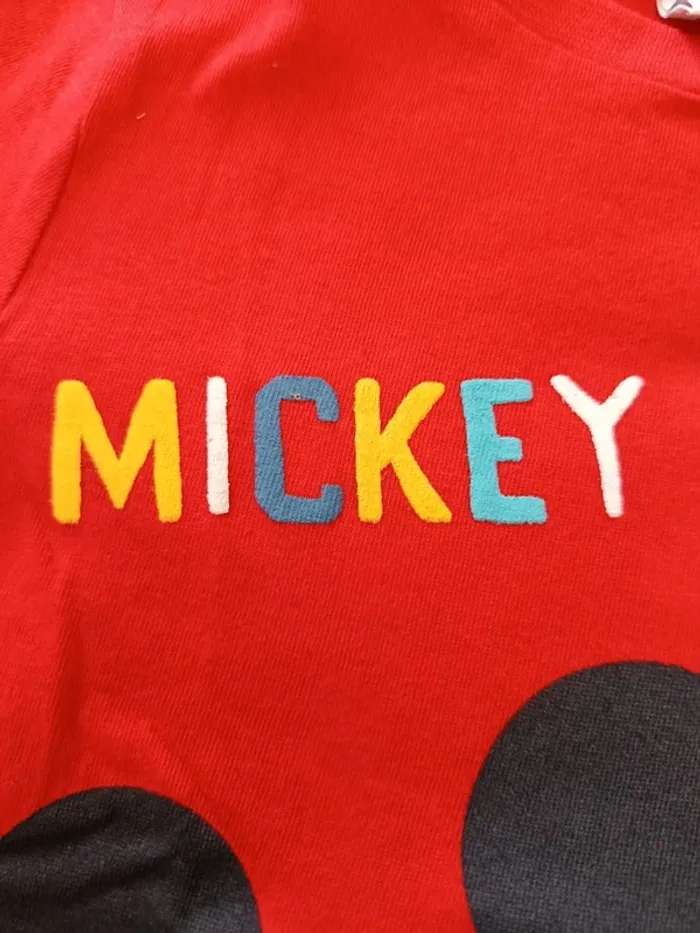 Tee-shirt Mickey jamais porté 18mois - photo numéro 3