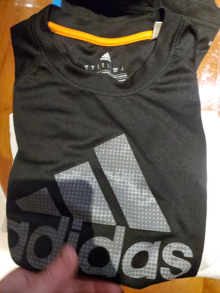 Lots tee shirt adidas nike..... - photo numéro 3