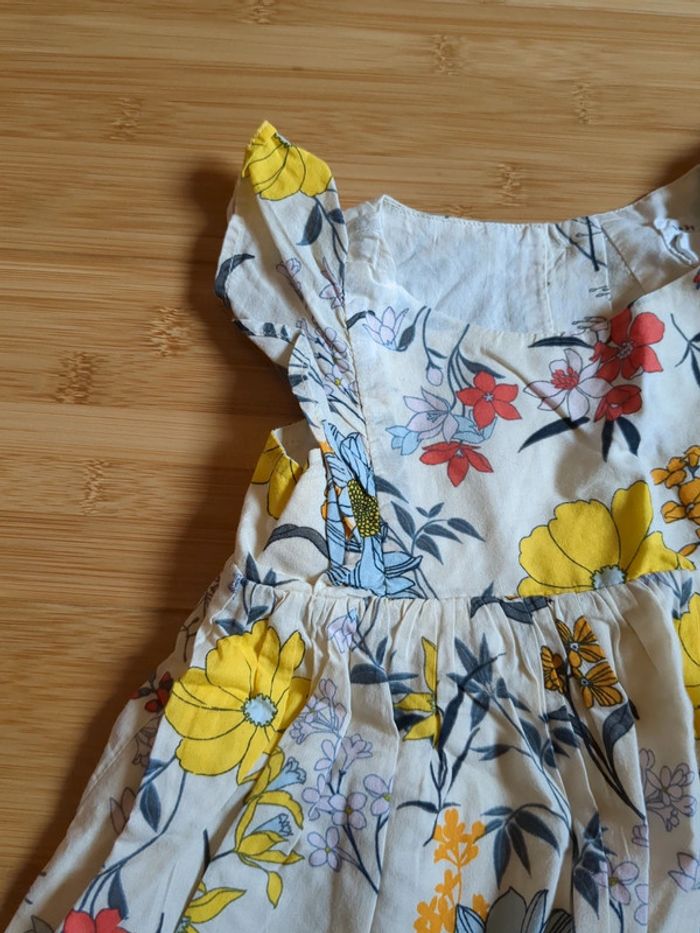 Superbe robe - photo numéro 2