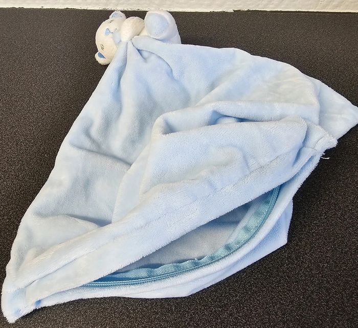 Doudou avec pochette - photo numéro 4