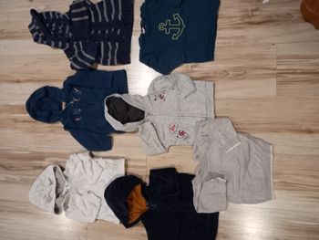 lot 8 hauts 9M