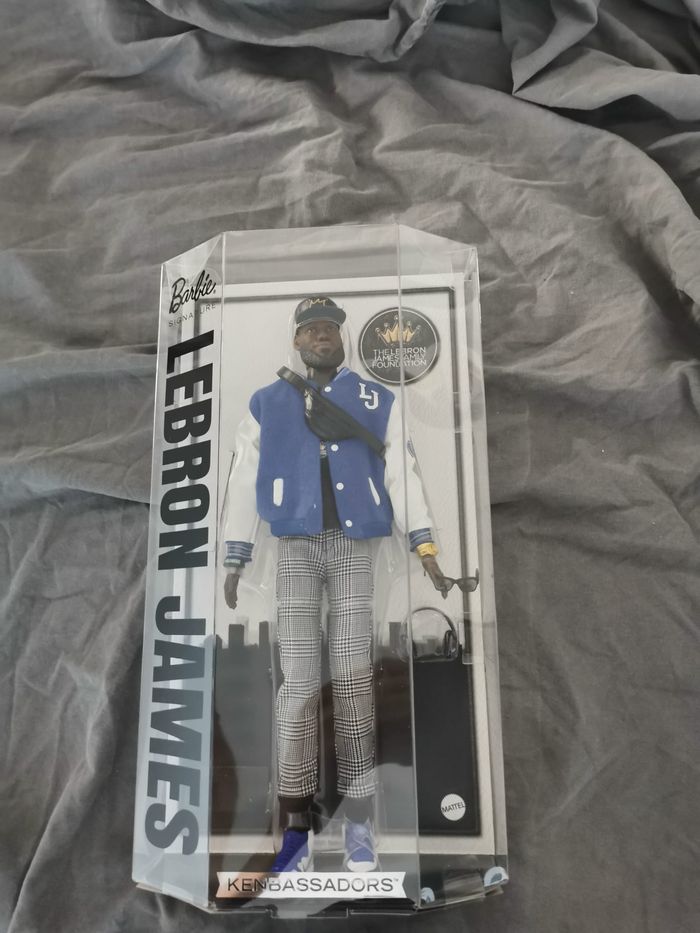 Barbie LeBron James Kenbassador – Édition Limitée