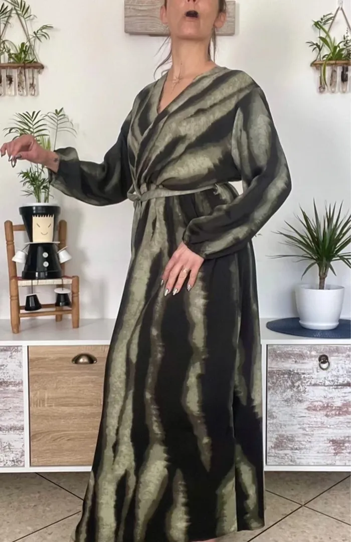 SOLDE Robe longue Christy (spécialiste grande taille) - taille 3, taille 46 - neuf - photo numéro 3