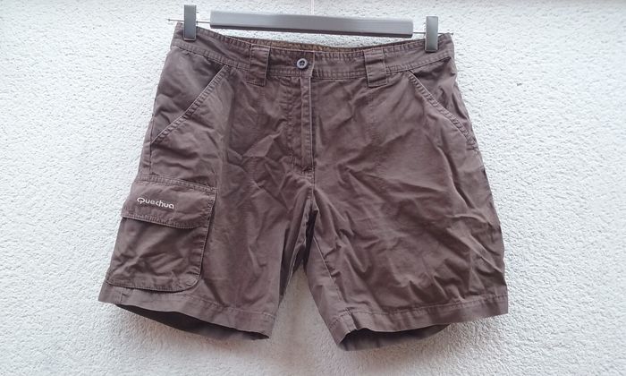 short Quechua femme