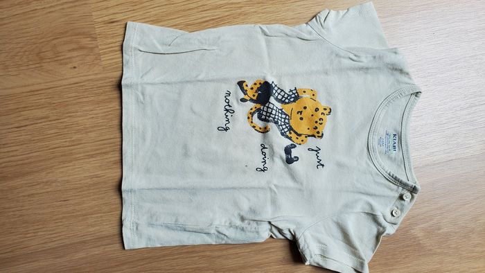 T-shirt