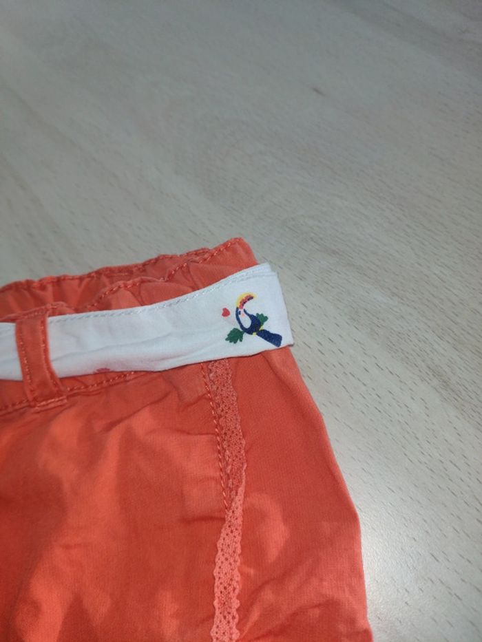 Joli short fille rouge orangé avec ceinture 18 mois - photo numéro 2